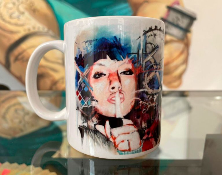 TAZA "QUE NADIE TE SILENCIE"